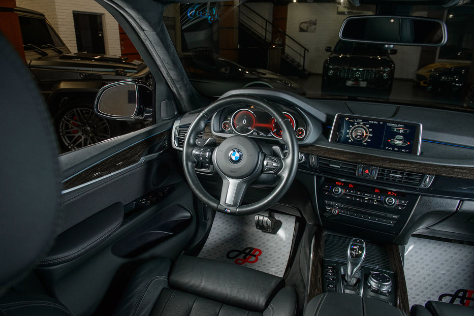 Продам BMW X5 M-paket 2014 года в Одессе