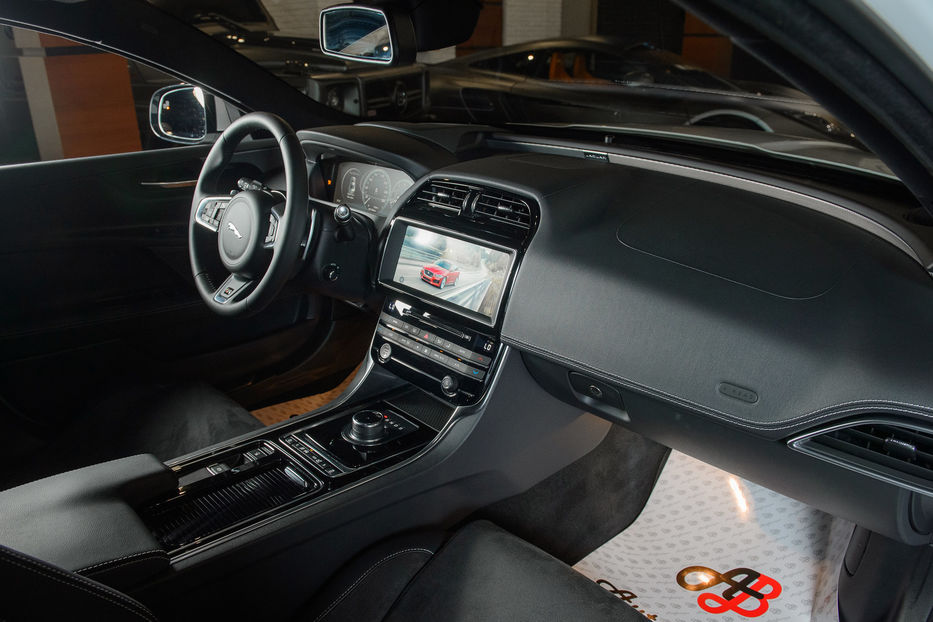 Продам Jaguar XE S 2018 года в Одессе