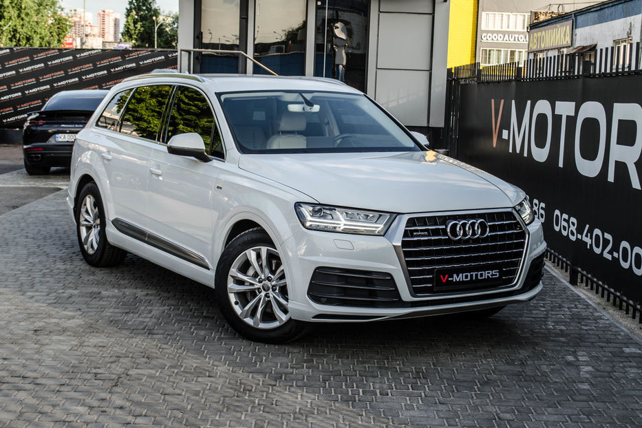 Продам Audi Q7 3.0TDI S-Line 2016 года в Киеве