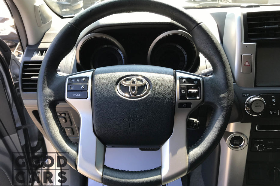 Продам Toyota Land Cruiser Prado 2012 года в Одессе