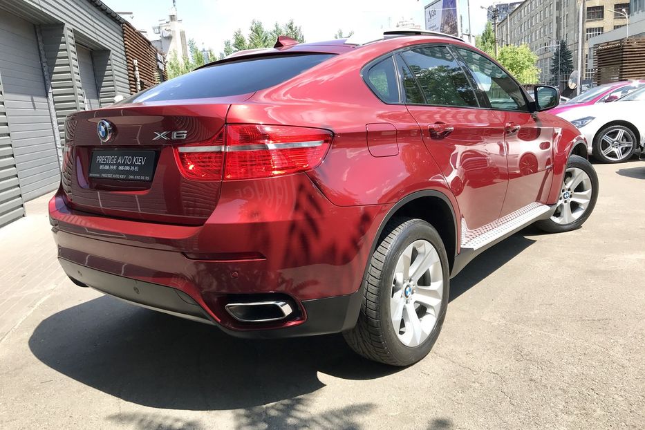 Продам BMW X6 50i 2011 года в Киеве