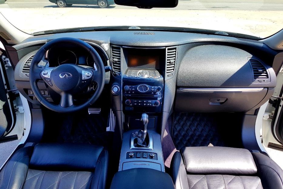 Продам Infiniti FX 37S 2010 года в Киеве