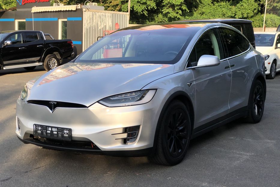 Продам Tesla Model X 75D 2017 года в Киеве