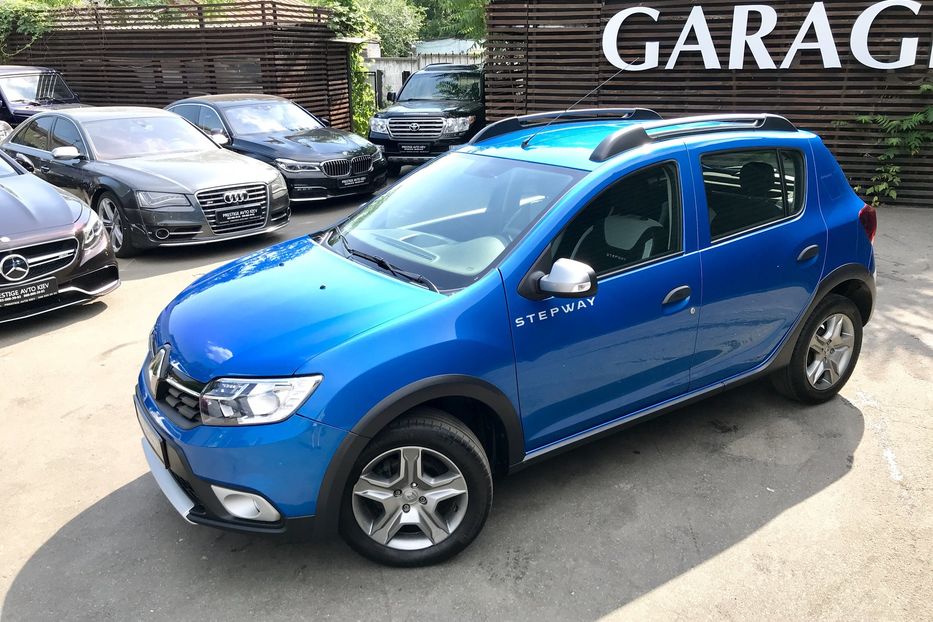 Продам Renault Sandero StepWay LIFE+ 2017 года в Киеве