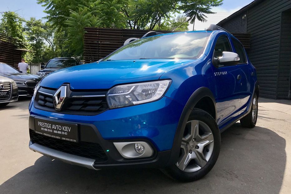 Продам Renault Sandero StepWay LIFE+ 2017 года в Киеве