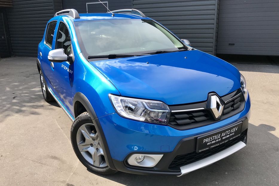 Продам Renault Sandero StepWay LIFE+ 2017 года в Киеве