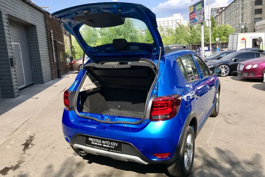 Продам Renault Sandero StepWay LIFE+ 2017 года в Киеве