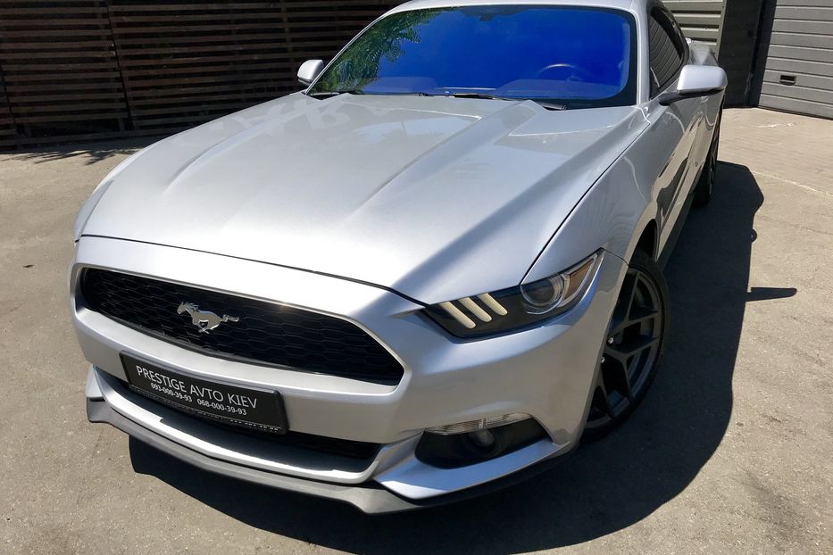 Продам Ford Mustang 2016 года в Киеве