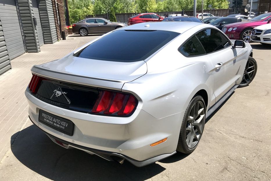 Продам Ford Mustang 2016 года в Киеве