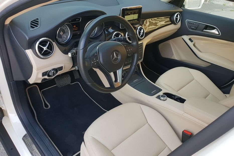 Продам Mercedes-Benz GLA-Class 250 2015 года в Киеве