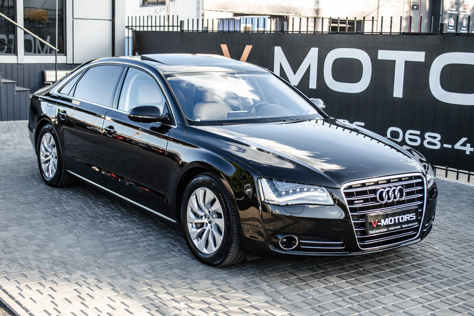 Продам Audi A8 Long 2011 года в Киеве