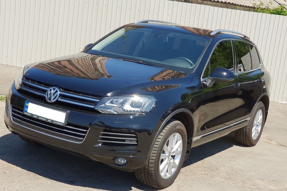 Продам Volkswagen Touareg Official 2014 года в Киеве