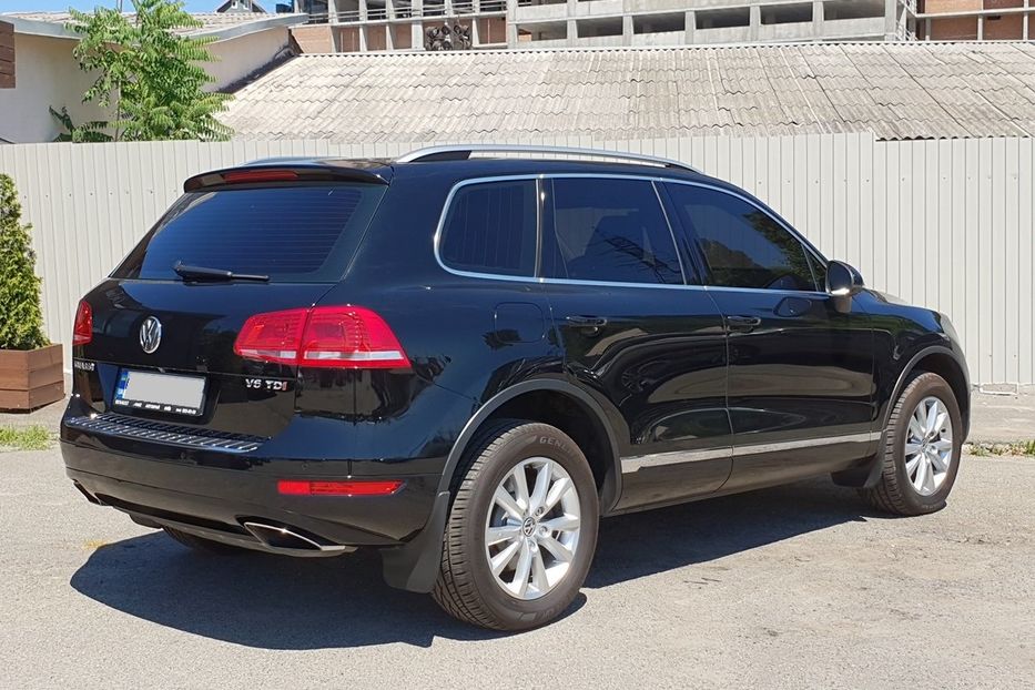 Продам Volkswagen Touareg Official 2014 года в Киеве