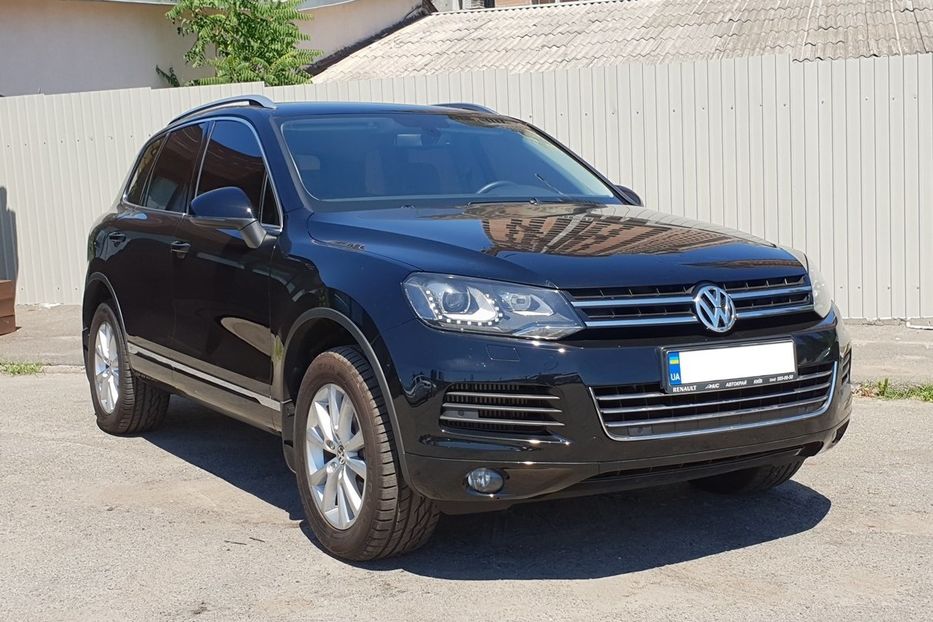 Продам Volkswagen Touareg Official 2014 года в Киеве