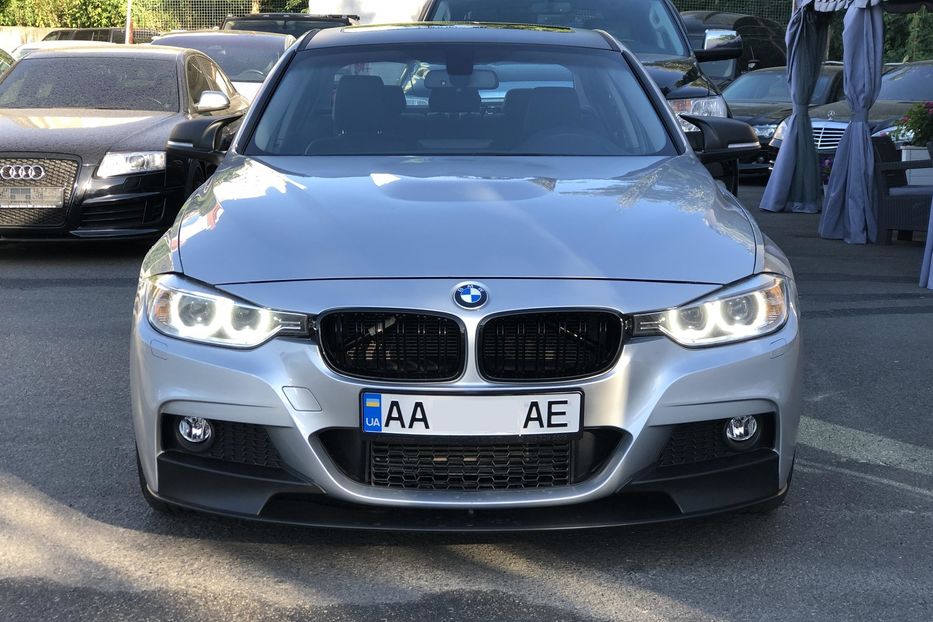 Продам BMW 335 XI 2013 года в Киеве