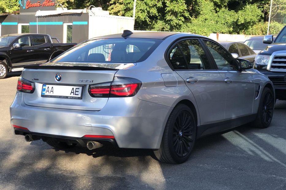 Продам BMW 335 XI 2013 года в Киеве