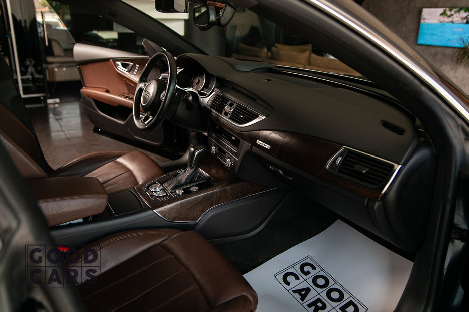 Продам Audi A7 Sline 2015 года в Одессе