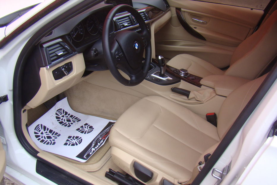 Продам BMW 320 LUX REISTAILING 2016 года в Одессе