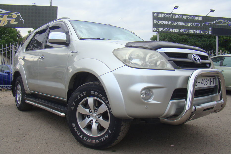 Продам Toyota Fortuner 4*4 2005 года в Одессе