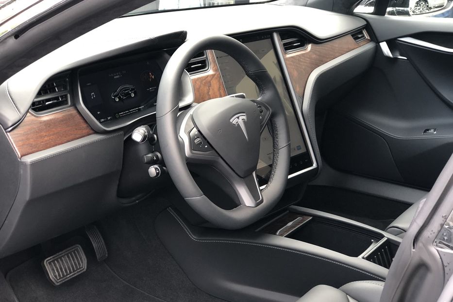 Продам Tesla Model S 100 D 2019 года в Киеве