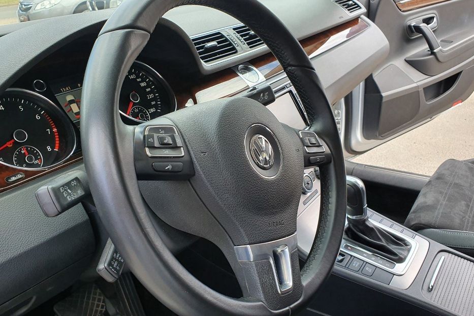 Продам Volkswagen Passat CC 2012 года в Киеве