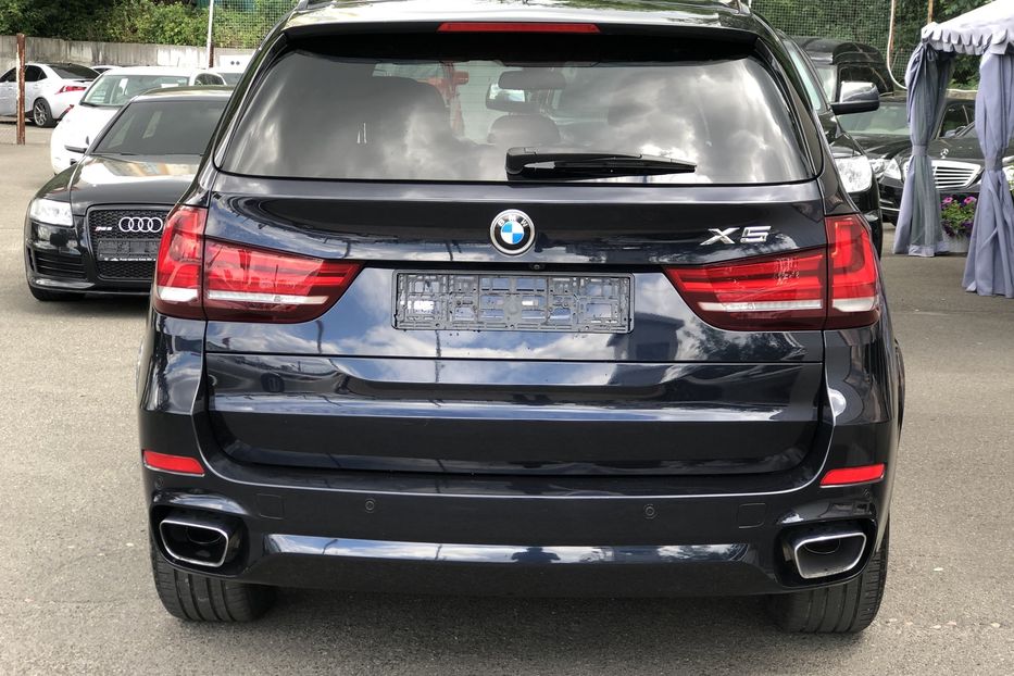 Продам BMW X5 M XDRIVE 35I 2016 года в Киеве