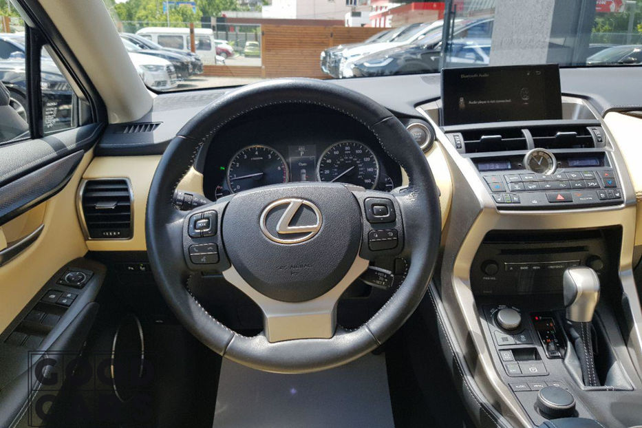 Продам Lexus NX 200 2017 года в Одессе