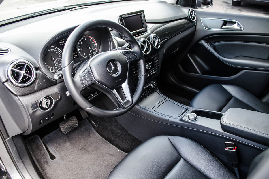 Продам Mercedes-Benz B-Class 180 CDi 2012 года в Киеве