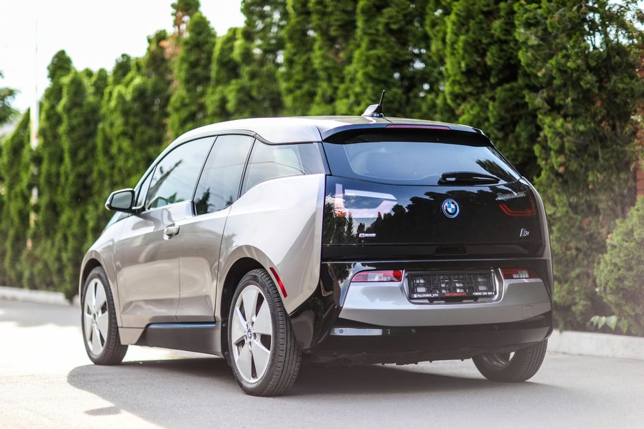 Продам BMW I3 60Аh REX 2016 года в Киеве