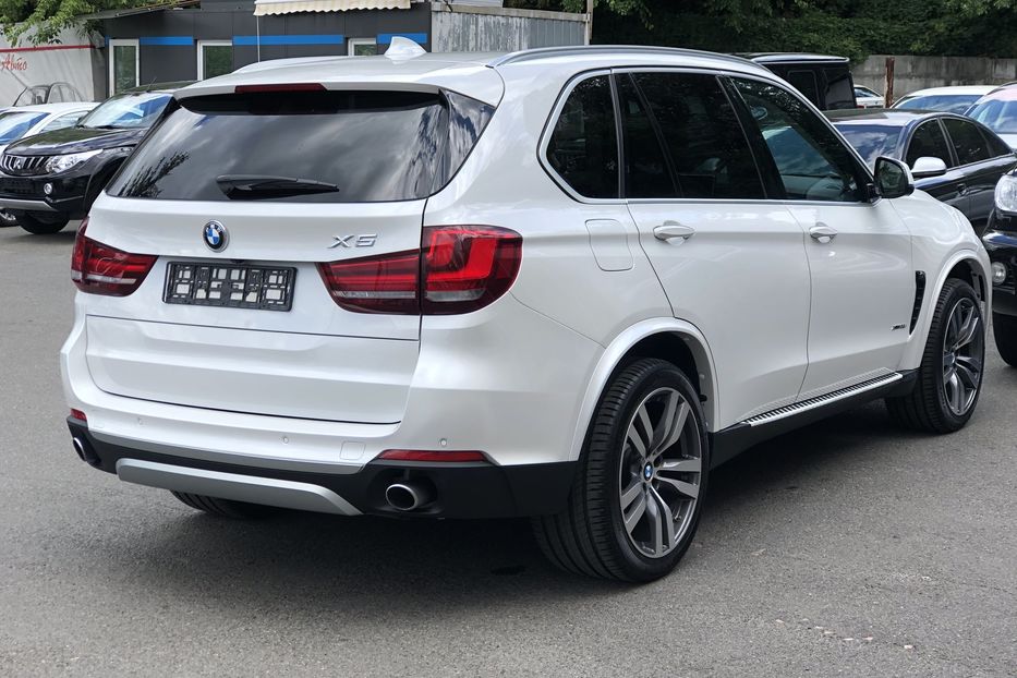 Продам BMW X5 2016 года в Киеве