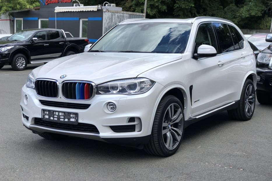 Продам BMW X5 2016 года в Киеве