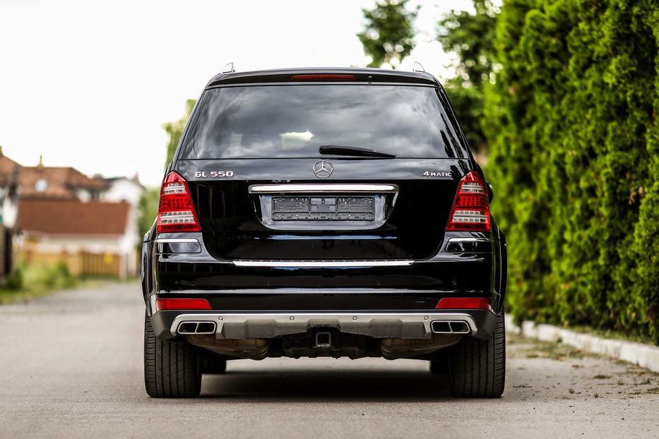 Продам Mercedes-Benz GL-Class 550 AMG 2010 года в Киеве