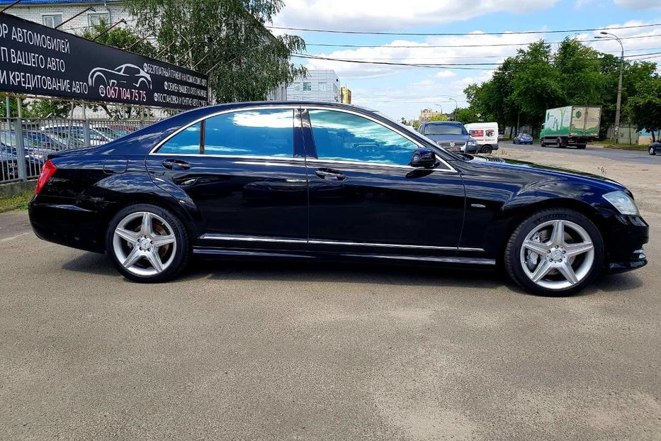 Продам Mercedes-Benz S-Class S500 4Matic 2011 года в Киеве