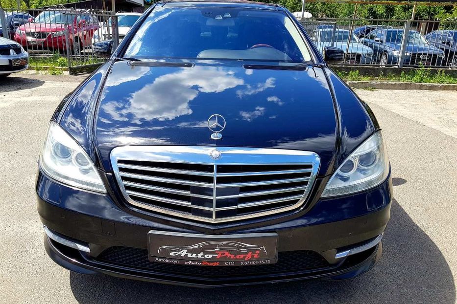 Продам Mercedes-Benz S-Class S500 4Matic 2011 года в Киеве