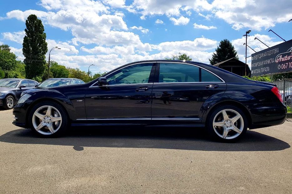 Продам Mercedes-Benz S-Class S500 4Matic 2011 года в Киеве