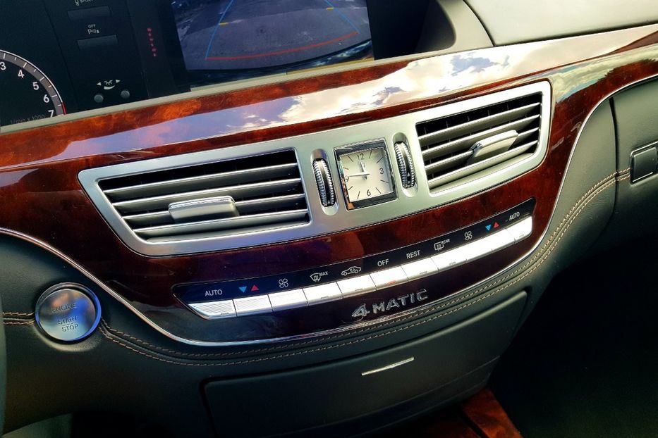Продам Mercedes-Benz S-Class S500 4Matic 2011 года в Киеве