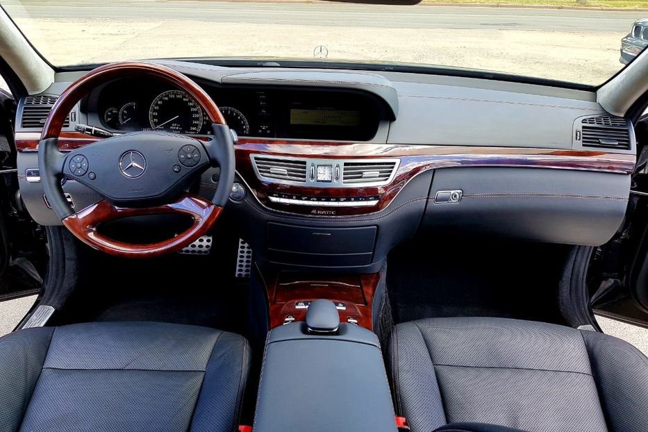 Продам Mercedes-Benz S-Class S500 4Matic 2011 года в Киеве