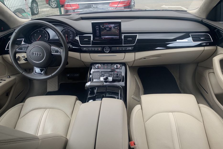 Продам Audi A8 Long. FULL 2015 года в Киеве