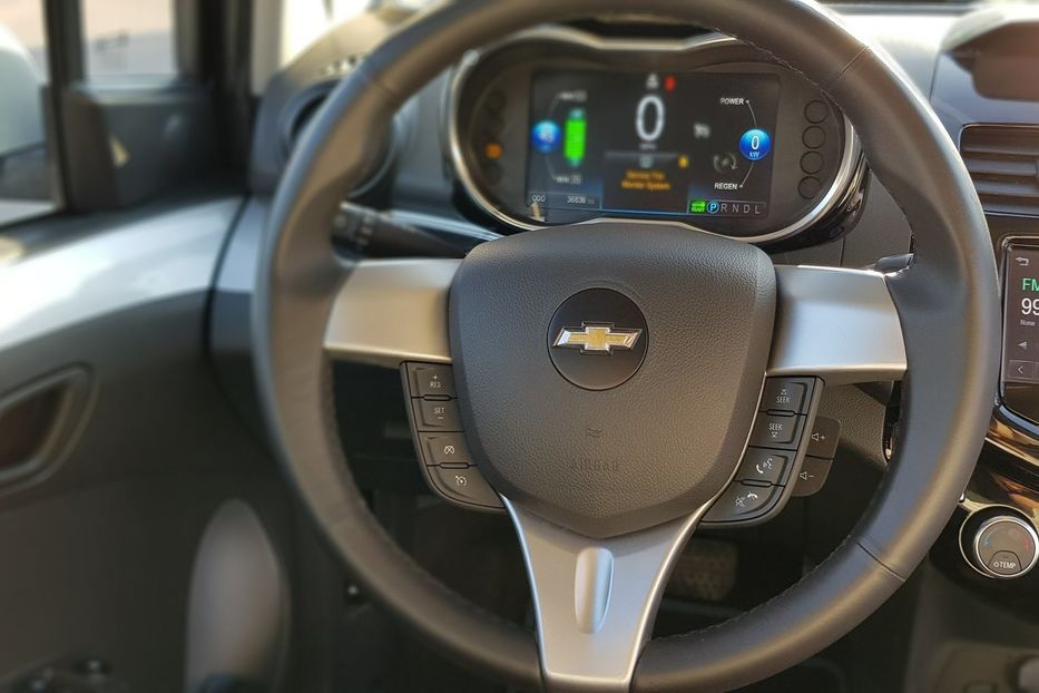 Продам Chevrolet Spark LT2 Электромобиль 2015 года в Кропивницком