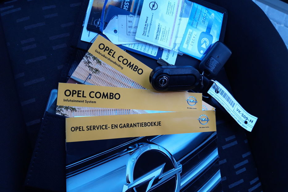 Продам Opel Combo груз. 66kw A/C NAVI 2014 года в Тернополе