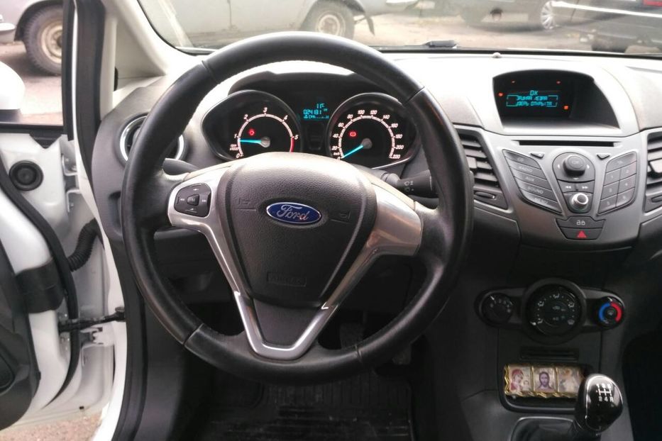 Продам Ford Fiesta 2013 года в Николаеве