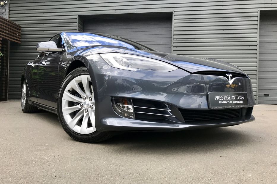 Продам Tesla Model S 75 2016 года в Киеве