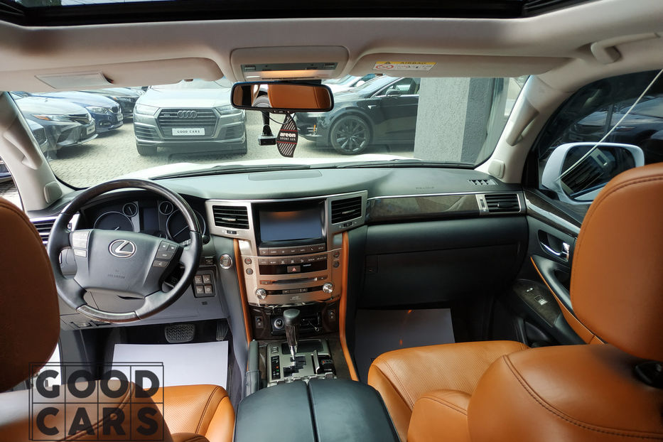 Продам Lexus LX 570 2013 года в Одессе