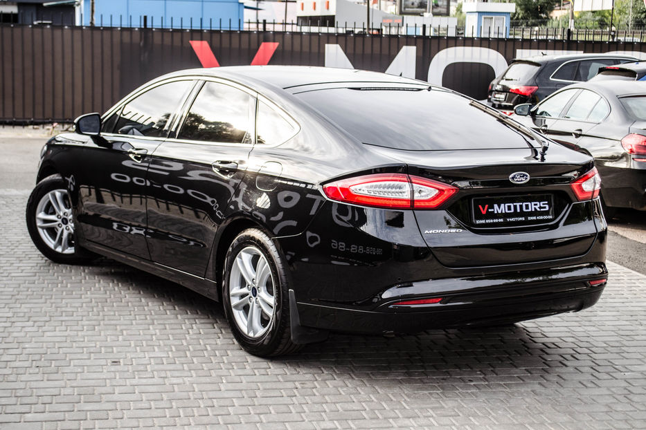 Продам Ford Mondeo 2.0 TDI 2015 года в Киеве