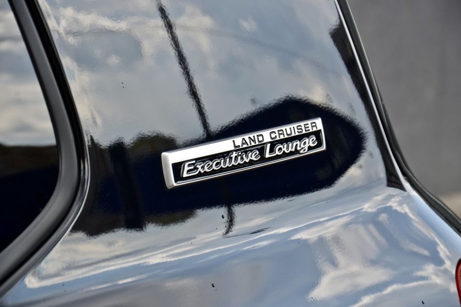 Продам Toyota Land Cruiser 200  Executive Lounge 2019 года в Киеве