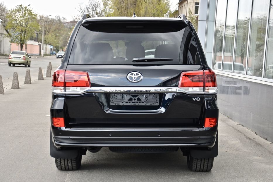 Продам Toyota Land Cruiser 200  Executive Lounge 2019 года в Киеве