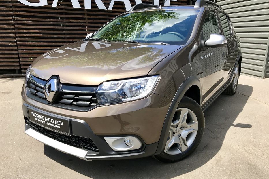 Продам Renault Sandero StepWay ZEN 2018 года в Киеве