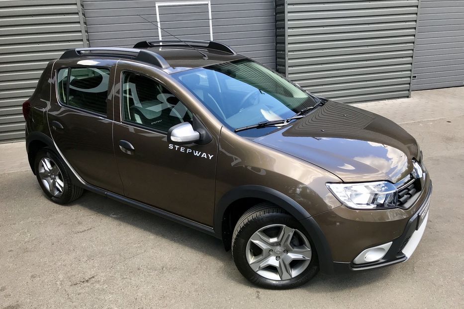 Продам Renault Sandero StepWay ZEN 2018 года в Киеве