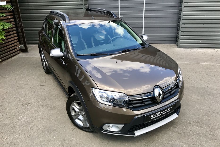 Продам Renault Sandero StepWay ZEN 2018 года в Киеве