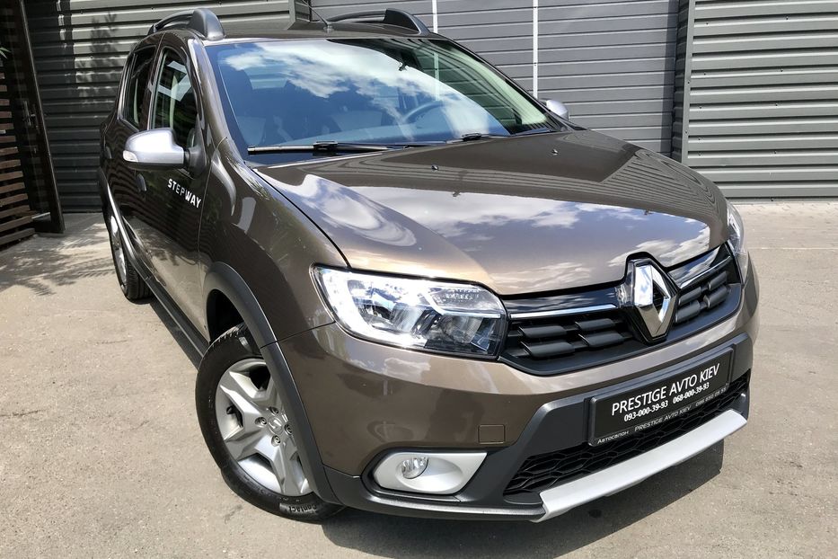 Продам Renault Sandero StepWay ZEN 2018 года в Киеве